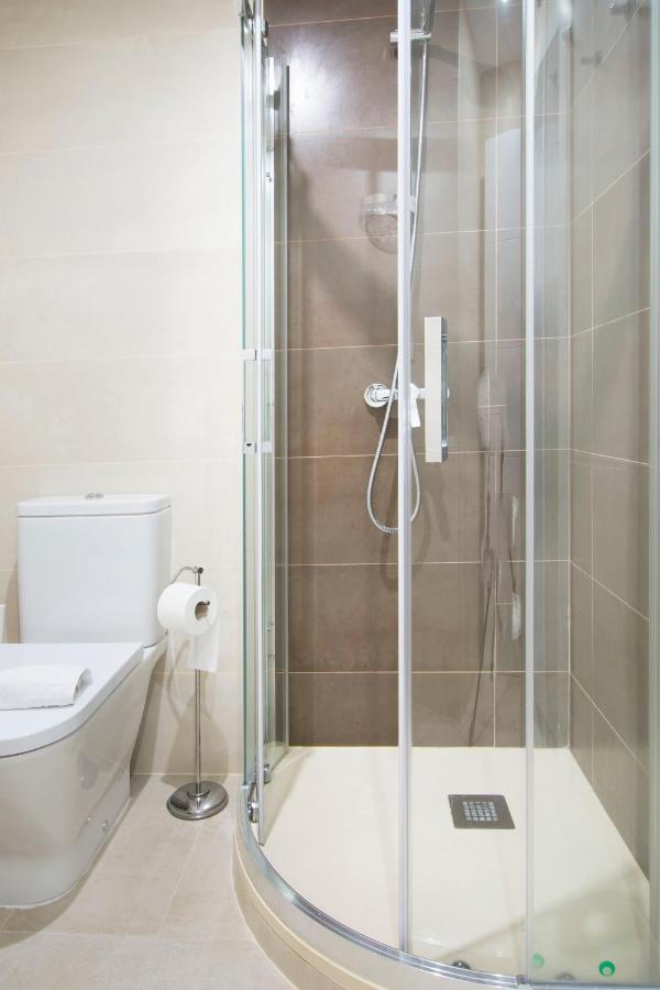 Cruz Apartment Madrid Bagian luar foto