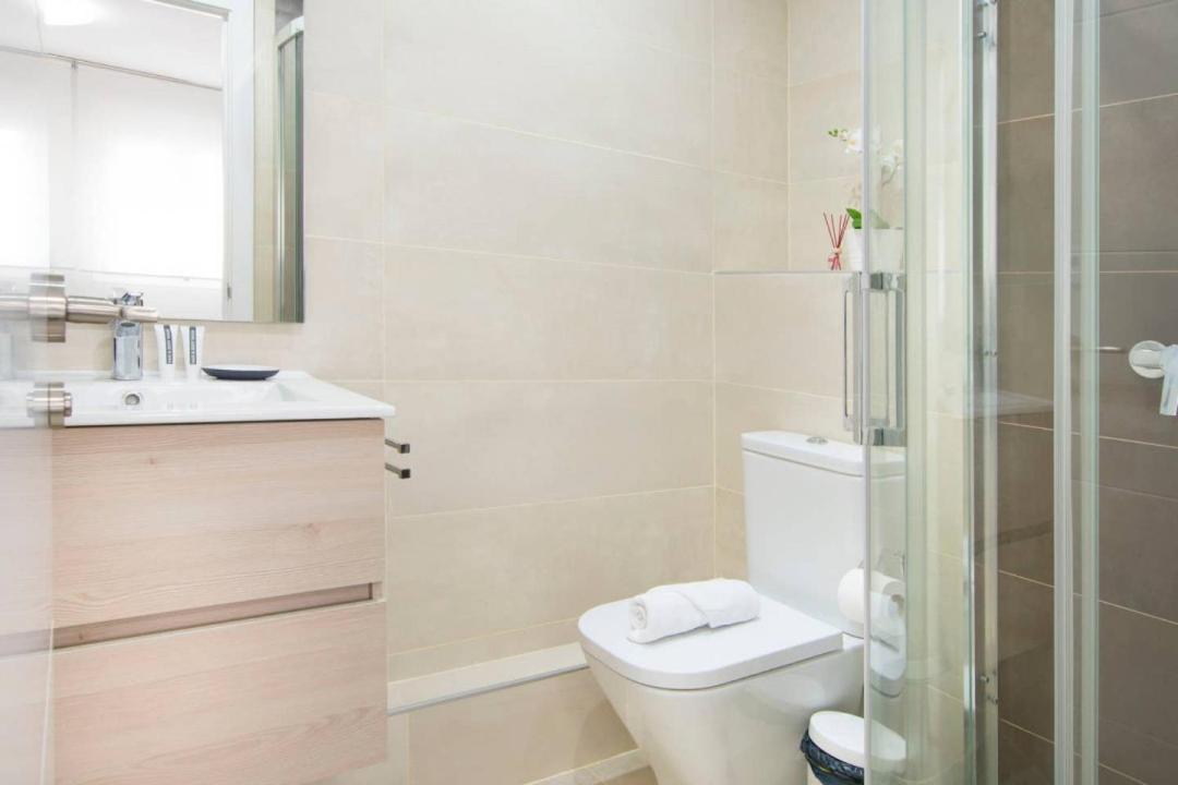 Cruz Apartment Madrid Bagian luar foto